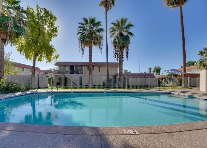 8 Mi To Airport: W/ Pool Access Сasa de vacaciones Tempe